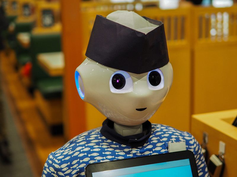 Robot working at restaurant