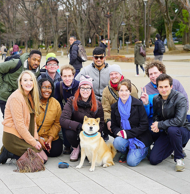 KCP Winter 2017 students with Maru dog at Ueno Park